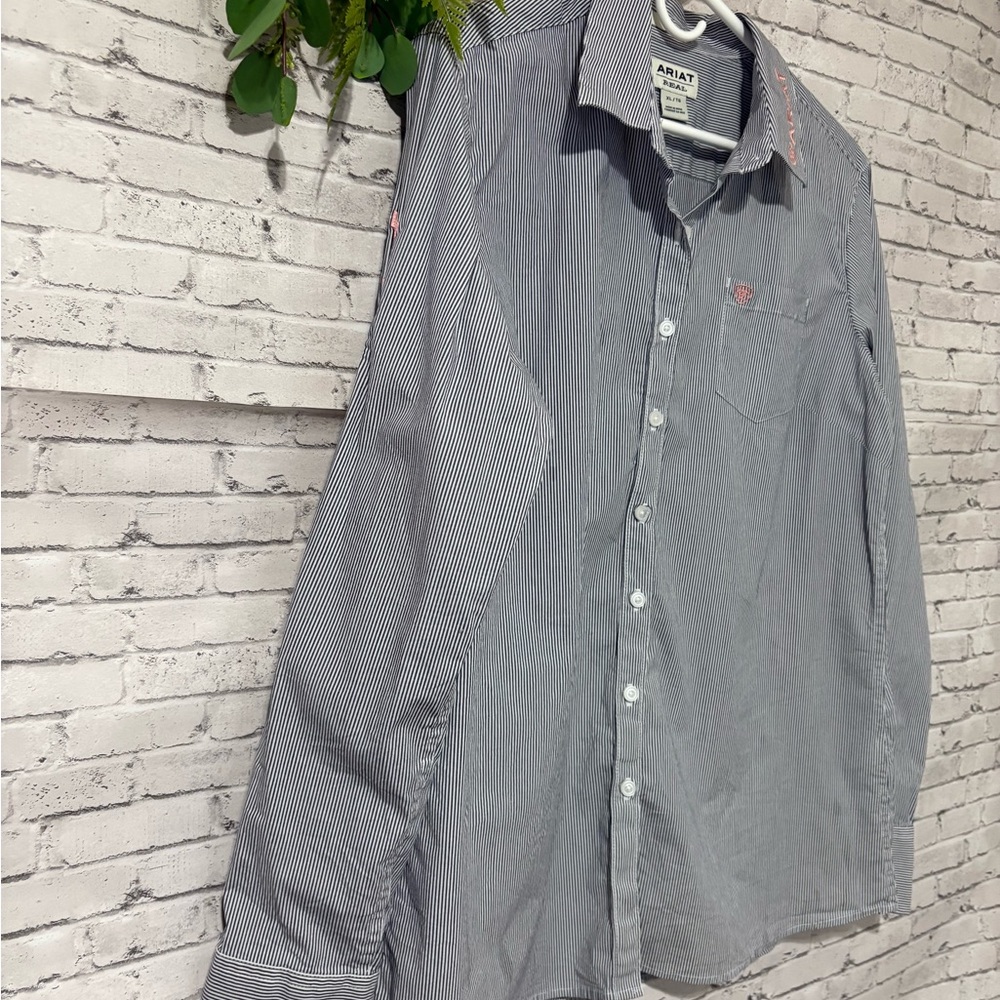 Ariat Kirby Stretch Vertical Striped Button Down Shirt - Picture 2 of 4